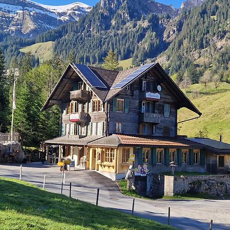 Alpenruh Kiental Hotell Exteriör bild